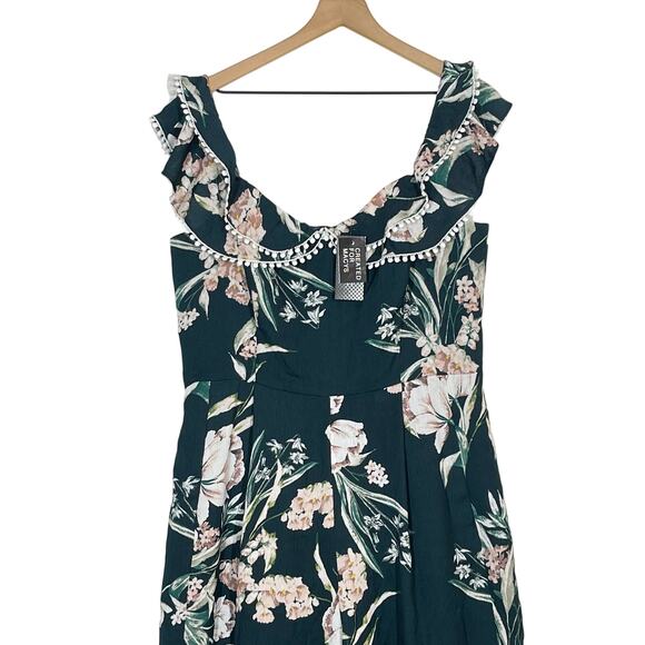 NEW City Chic Jumpsuit Women's Size 16 Green Fresh Field Floral Off The Shoulder - Picture 4 of 9